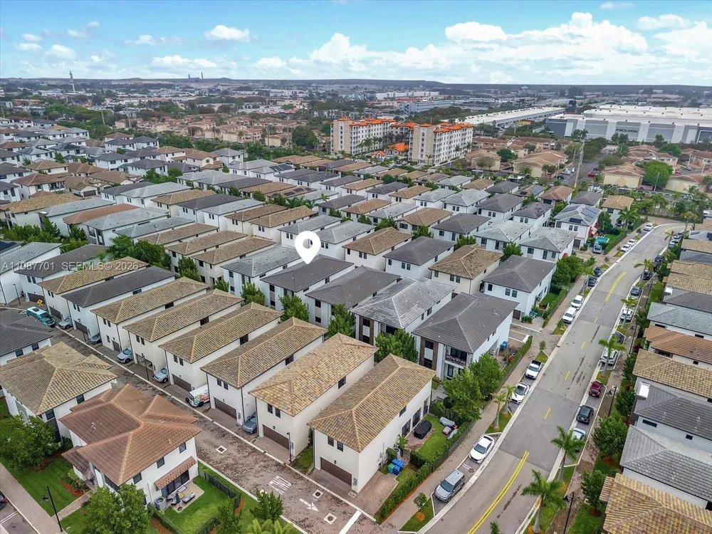 4346 NW 81st Ave Doral, FL 33166