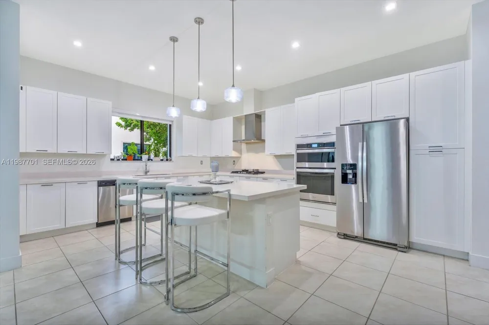 4346 NW 81st Ave Doral, FL 33166