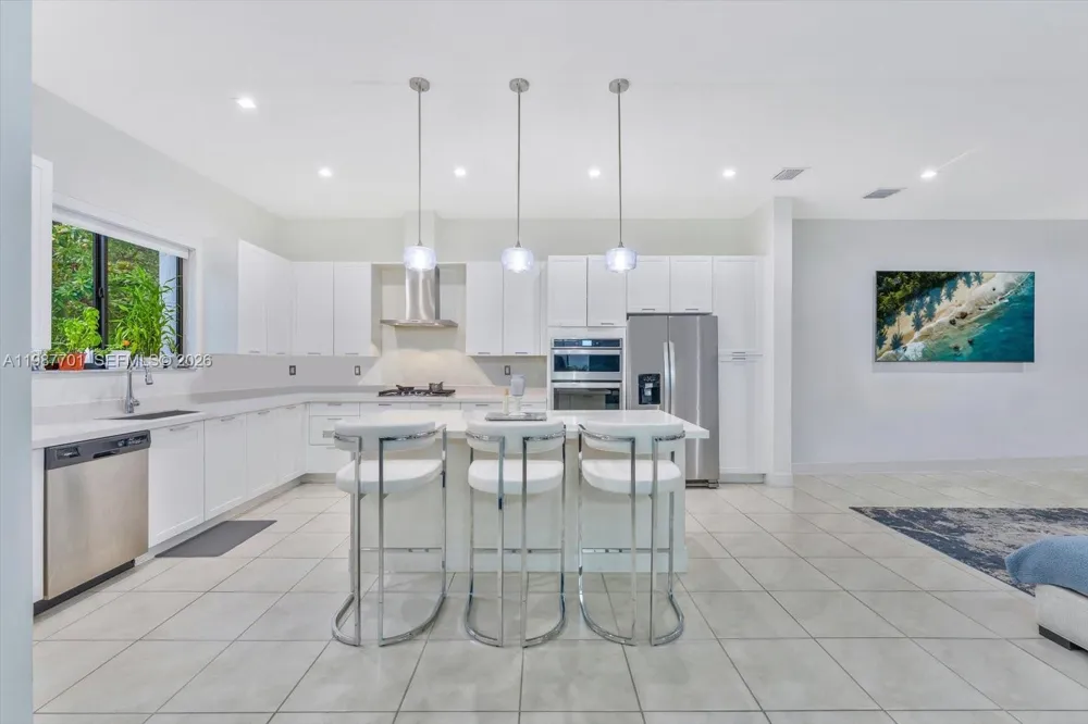 4346 NW 81st Ave Doral, FL 33166