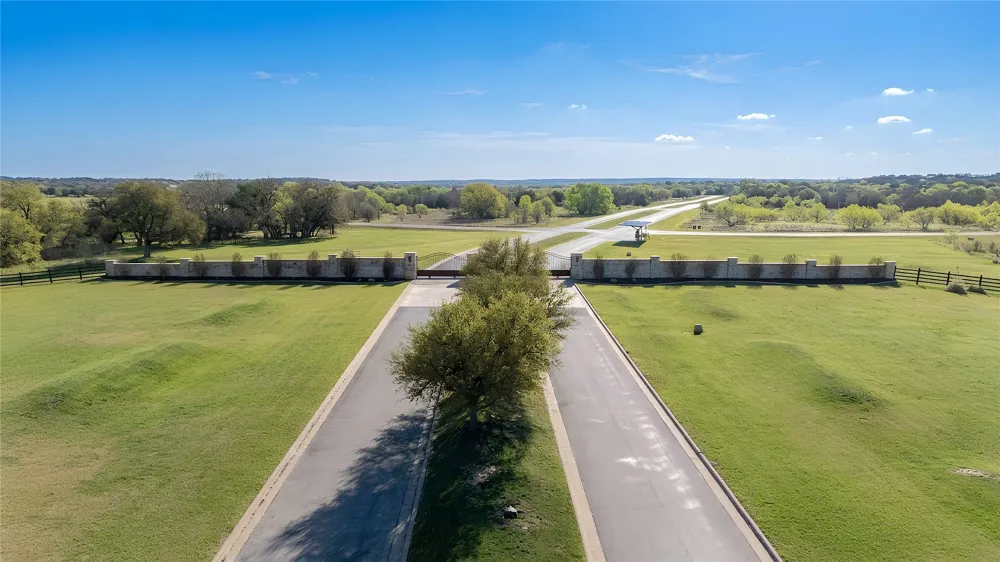 1620 Canyon Wren Loop Graford, TX 76449