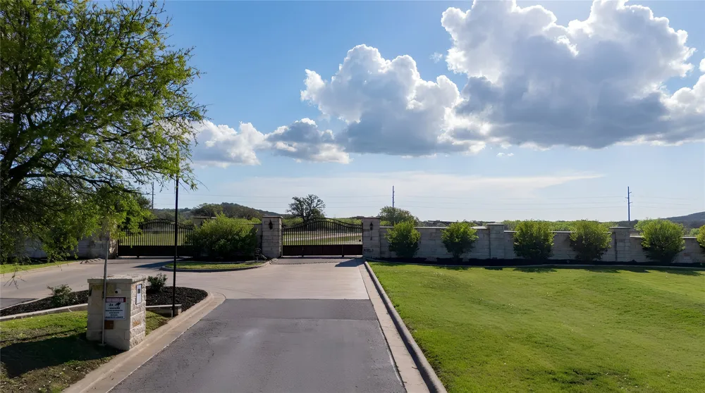 1620 Canyon Wren Loop Graford, TX 76449