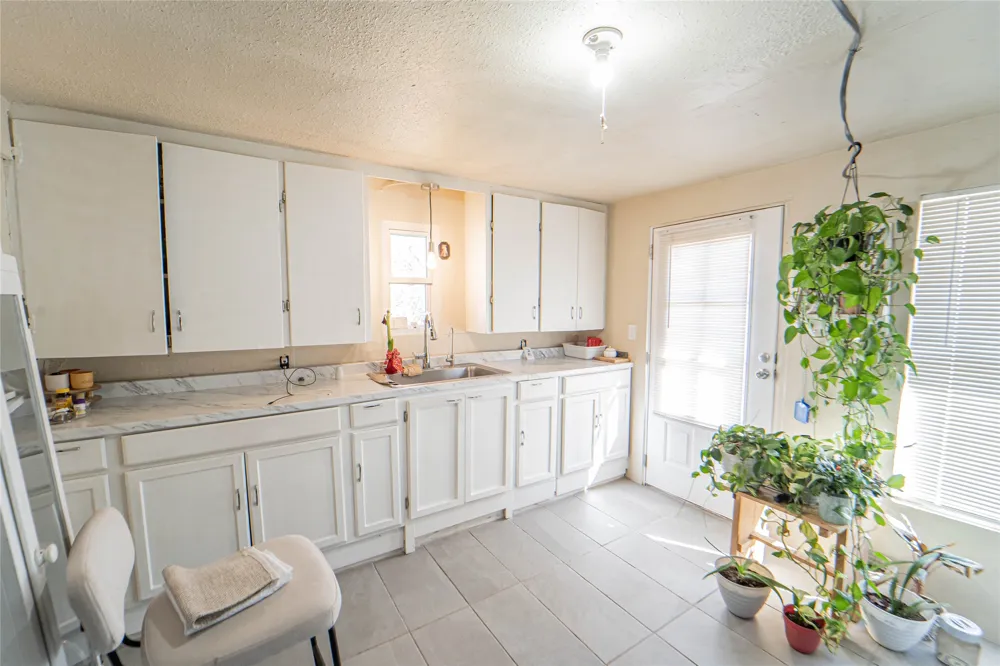 903 W Wheeler Street Breckenridge, TX 76424