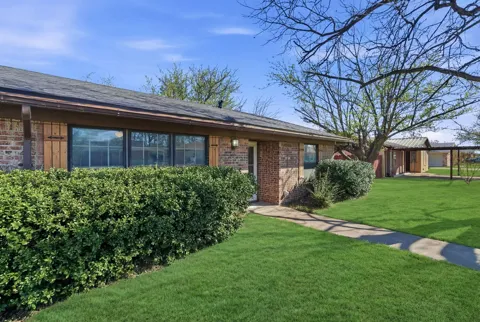 1408 Primrose Lane
