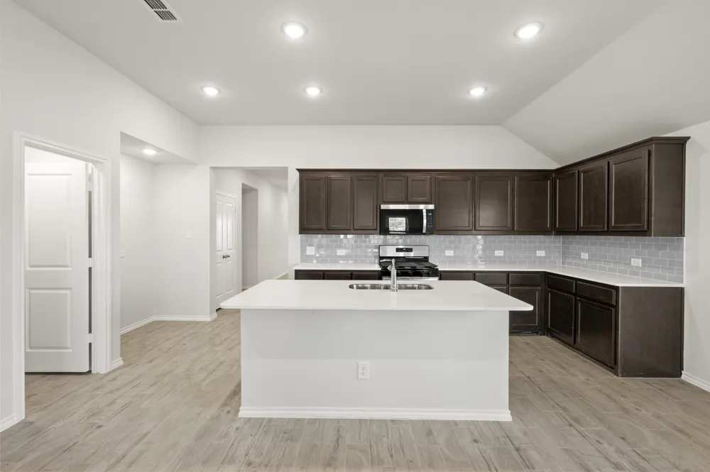 2833 Hay Lane Midlothian, TX 76065