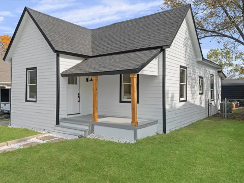 1719 May Street
