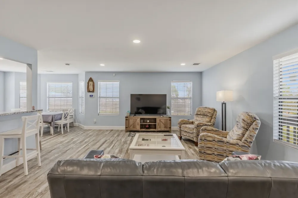 619 County Road 3350 Emory, TX 75440