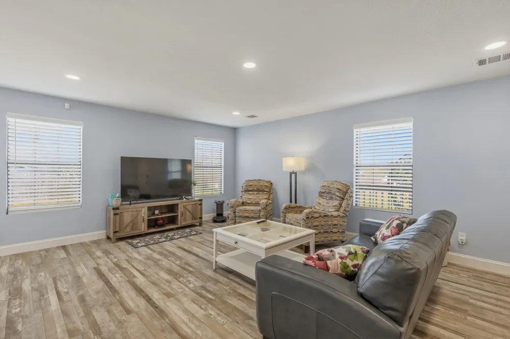 619 County Road 3350 Emory, TX 75440