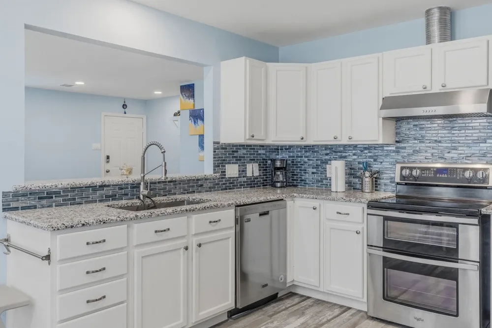 619 County Road 3350 Emory, TX 75440