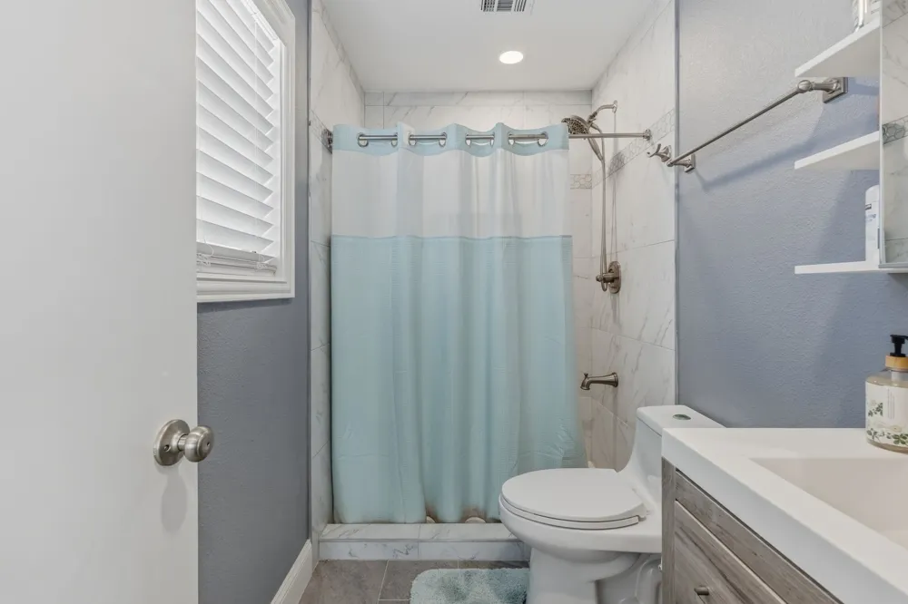 619 County Road 3350 Emory, TX 75440
