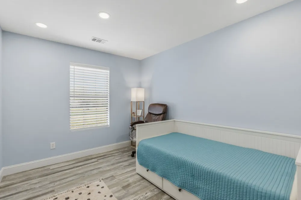 619 County Road 3350 Emory, TX 75440