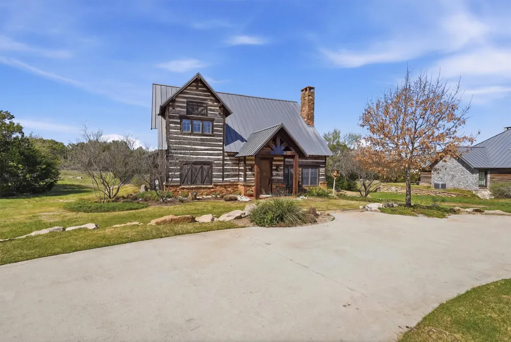 1080 Cascade Lane Graford, TX 76449