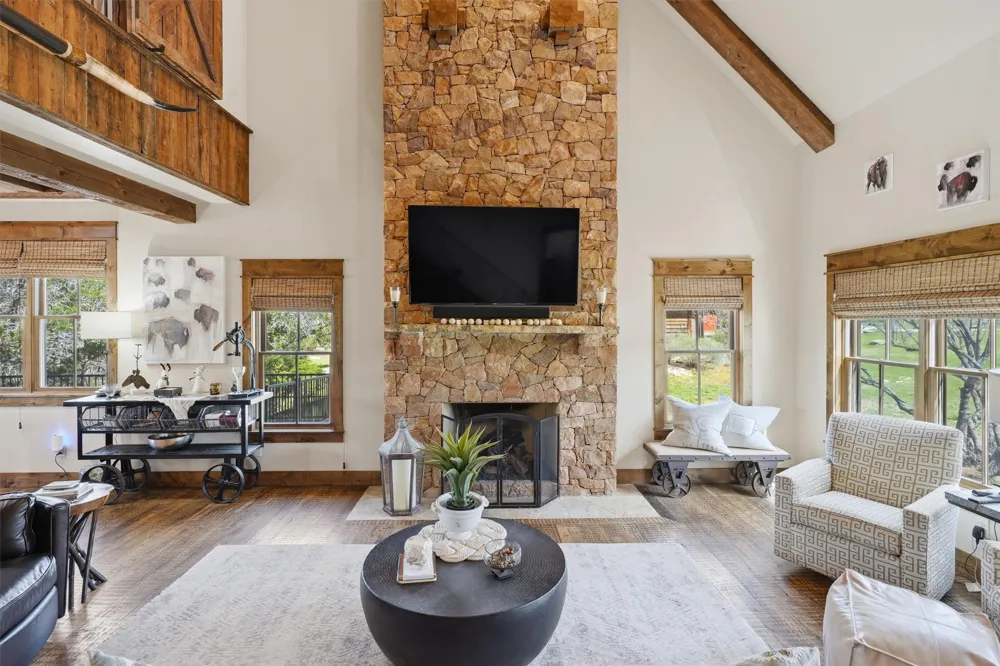 1080 Cascade Lane Graford, TX 76449