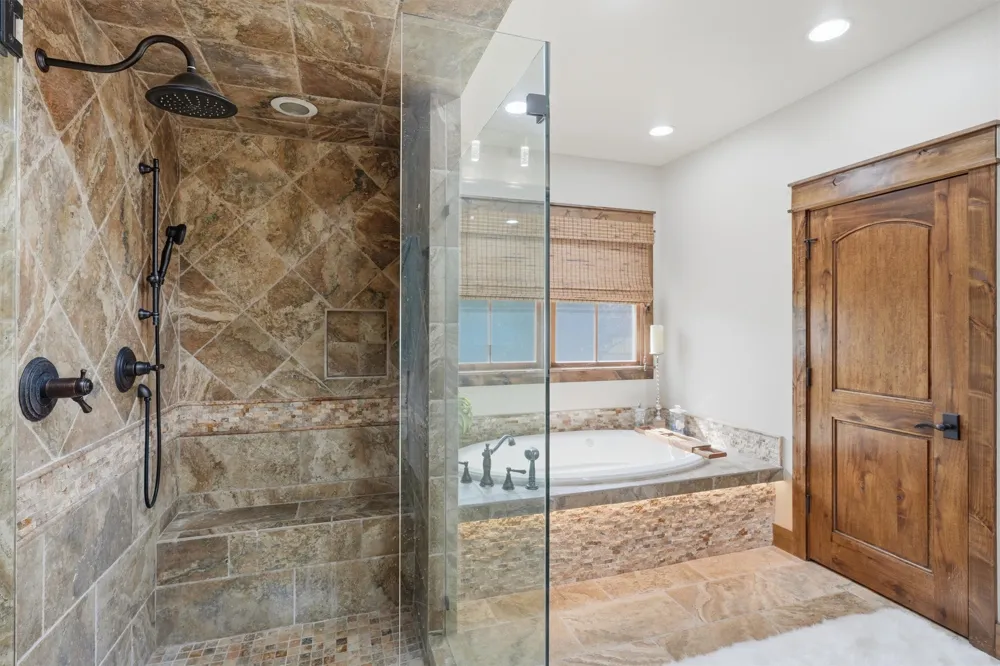 1080 Cascade Lane Graford, TX 76449