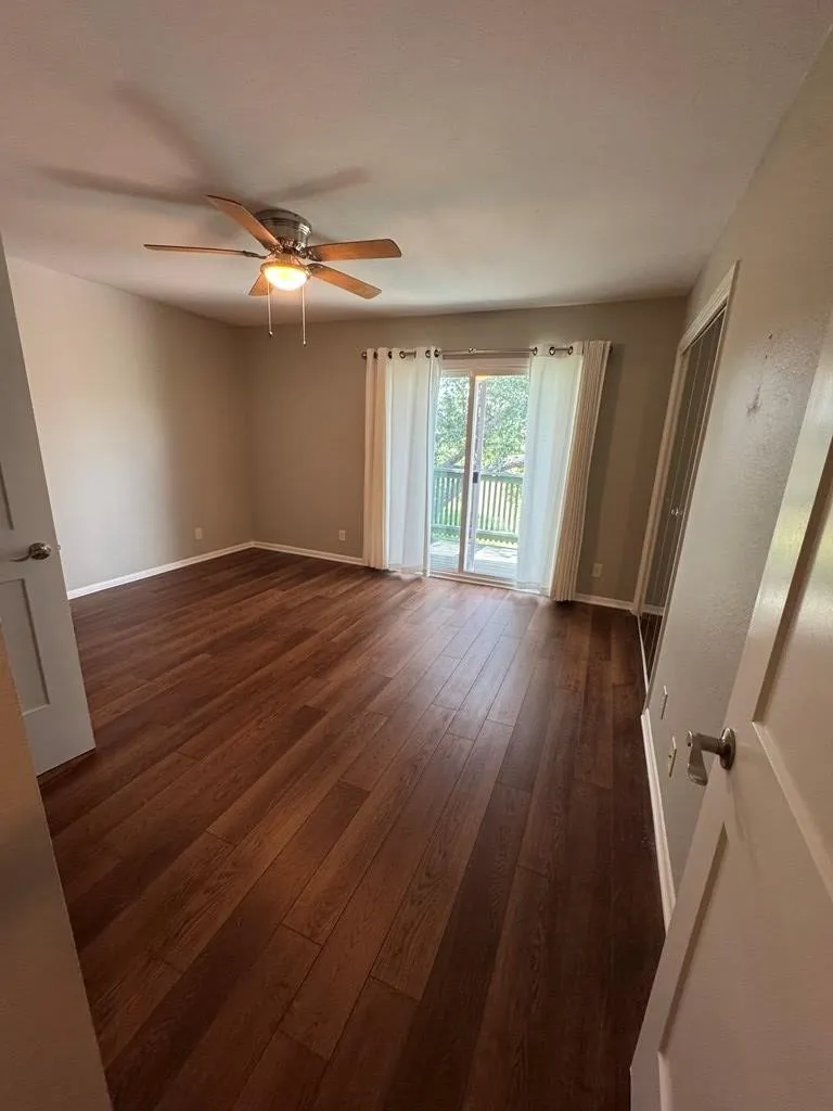 302 St. Andrews #A-102 Rockport, TX 78382