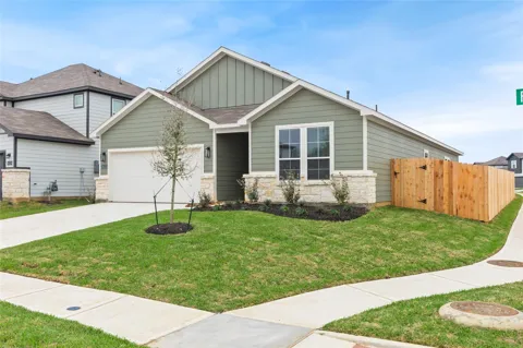 30223 Fledged Wing Drive
