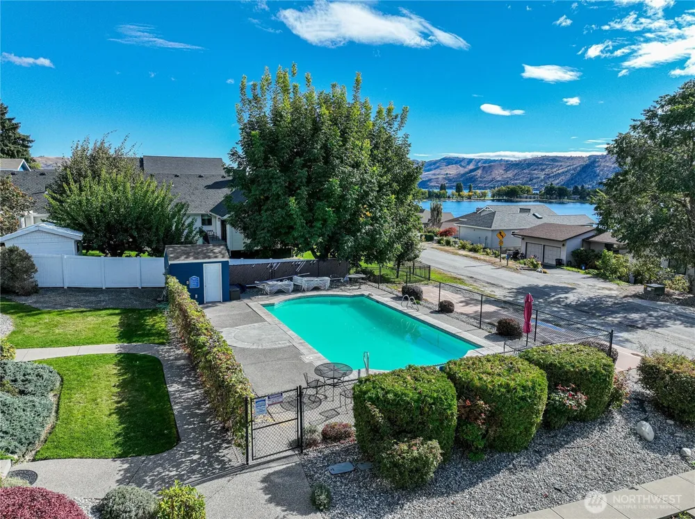 744 Wapato Way ##B Manson, WA 98831