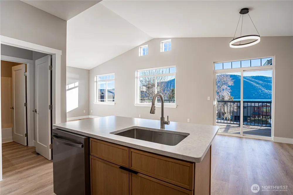 744 Wapato Way ##C Manson, WA 98831
