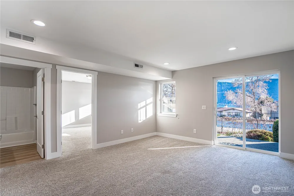 744 Wapato Way ##C Manson, WA 98831