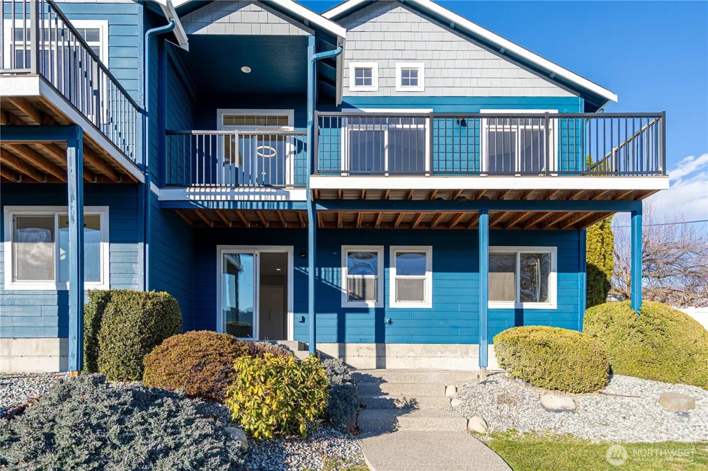 744 Wapato Way ##C Manson, WA 98831