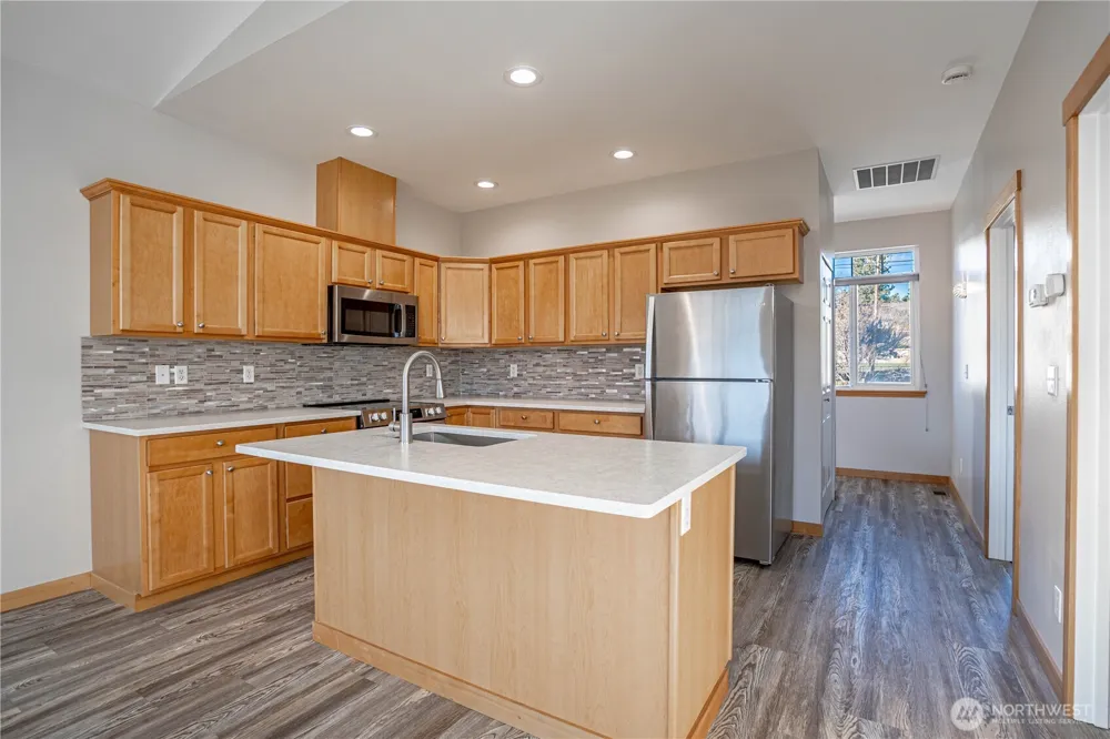 744 Wapato Way #A Manson, WA 98831
