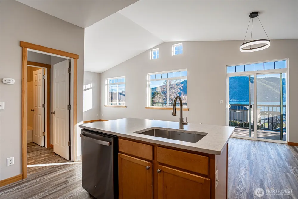 744 Wapato Way #A Manson, WA 98831
