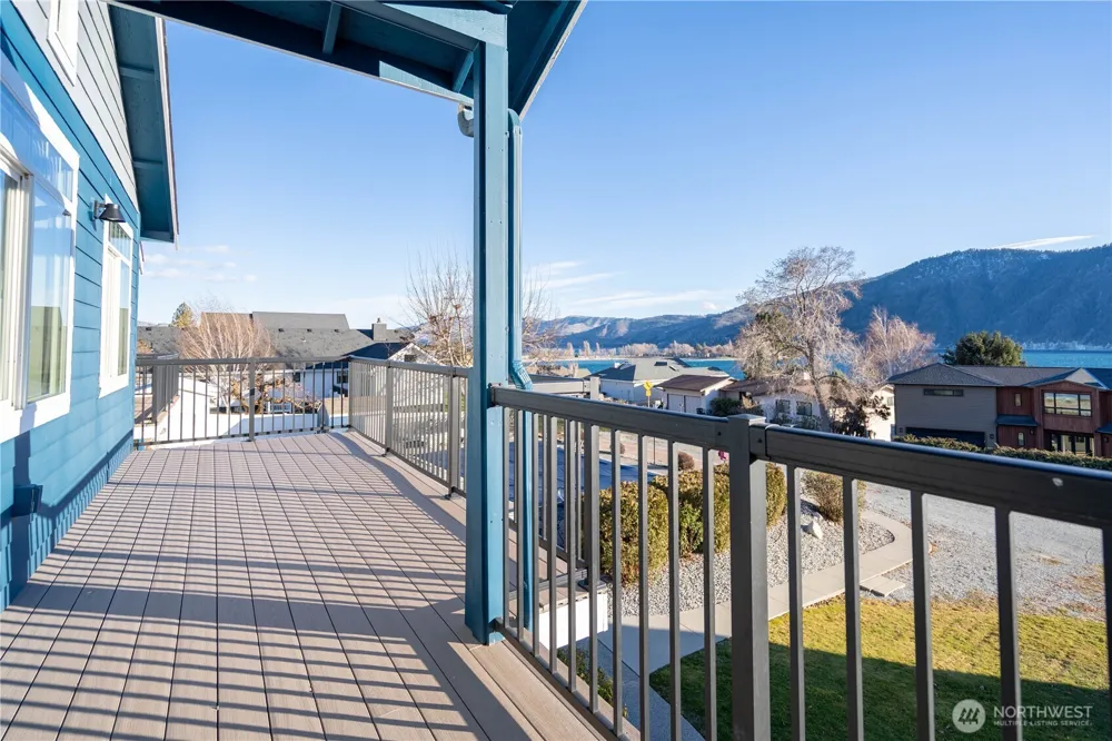 744 Wapato Way #A Manson, WA 98831