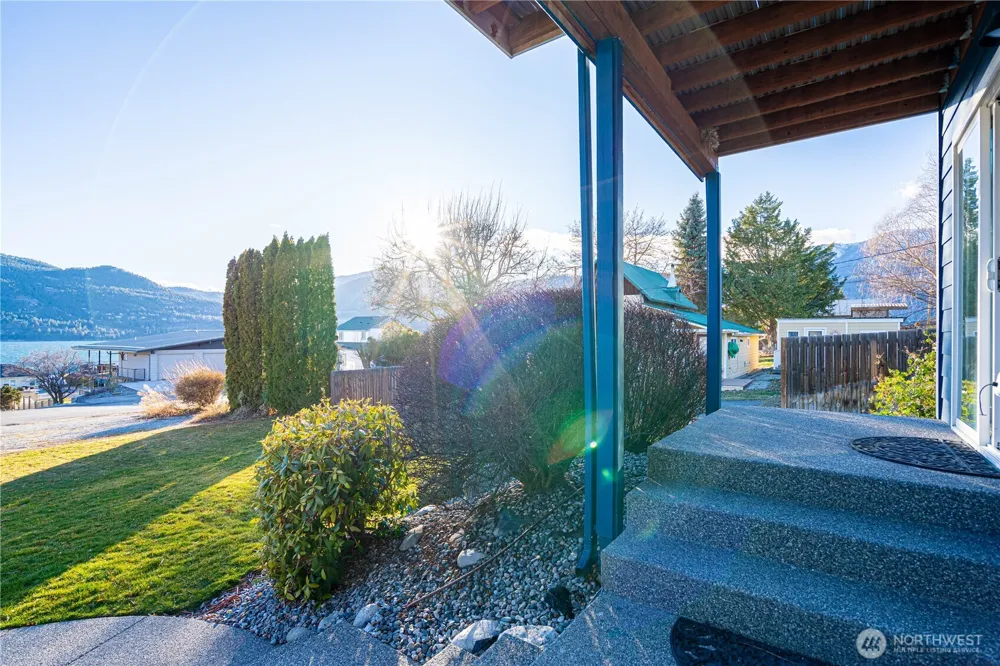 744 Wapato Way #A Manson, WA 98831