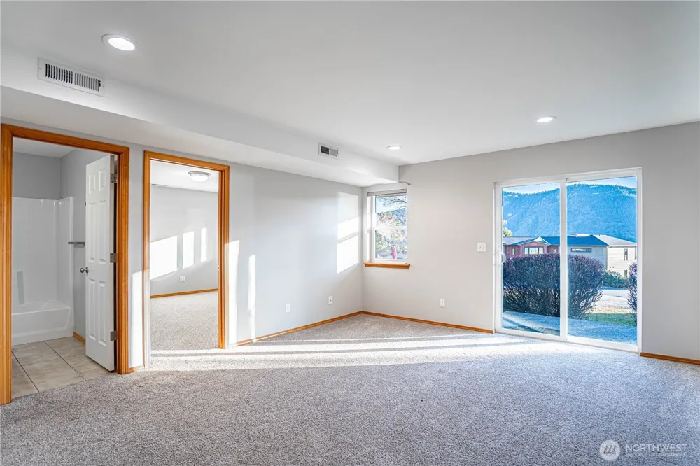 744 Wapato Way #A Manson, WA 98831