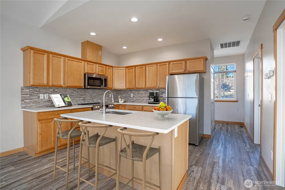 744 Wapato Way #A Manson, WA 98831