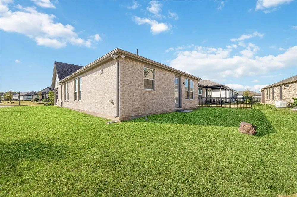 14435 Garden Grove Court Willis, TX 77318