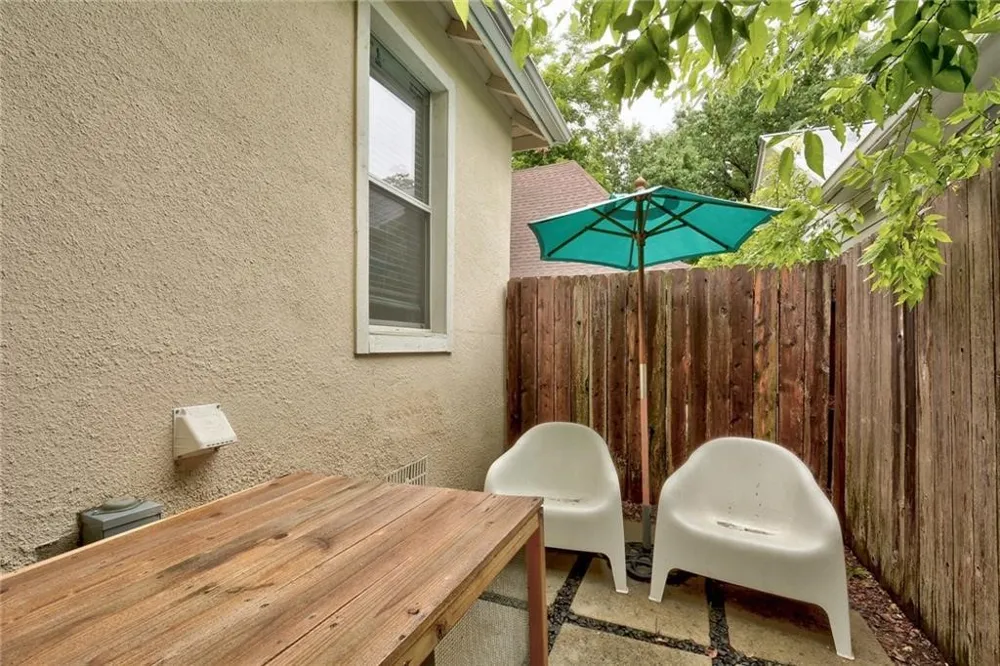 1110 W 22nd Street #13 Austin, TX 78705