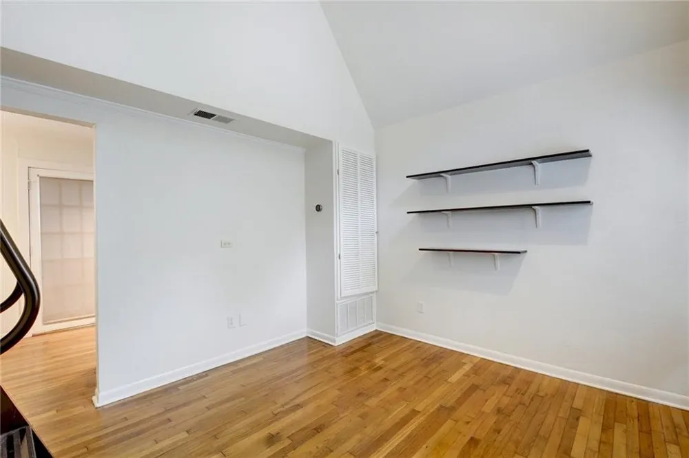 1110 W 22nd Street #13 Austin, TX 78705