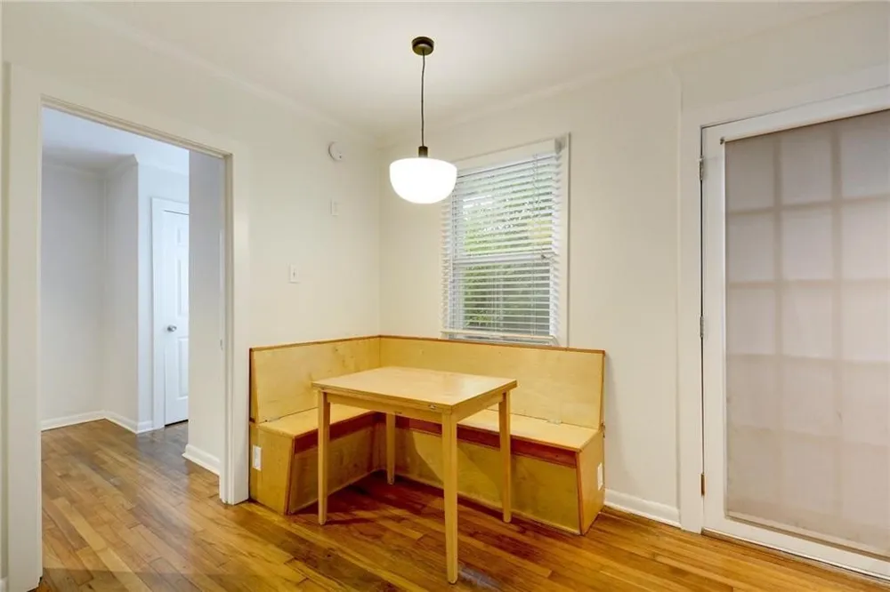 1110 W 22nd Street #13 Austin, TX 78705