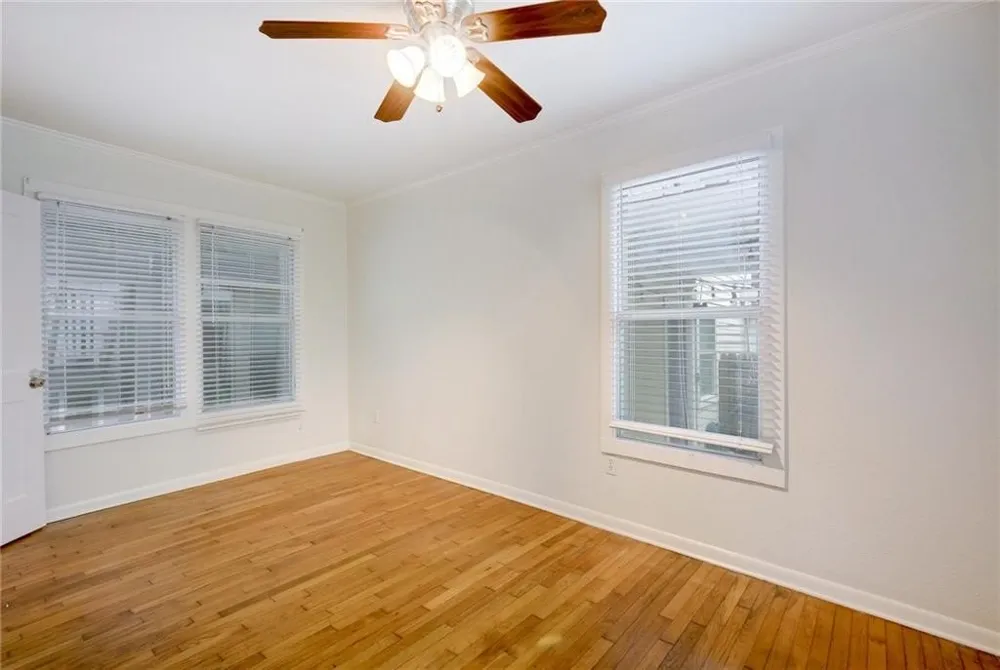 1110 W 22nd Street #13 Austin, TX 78705
