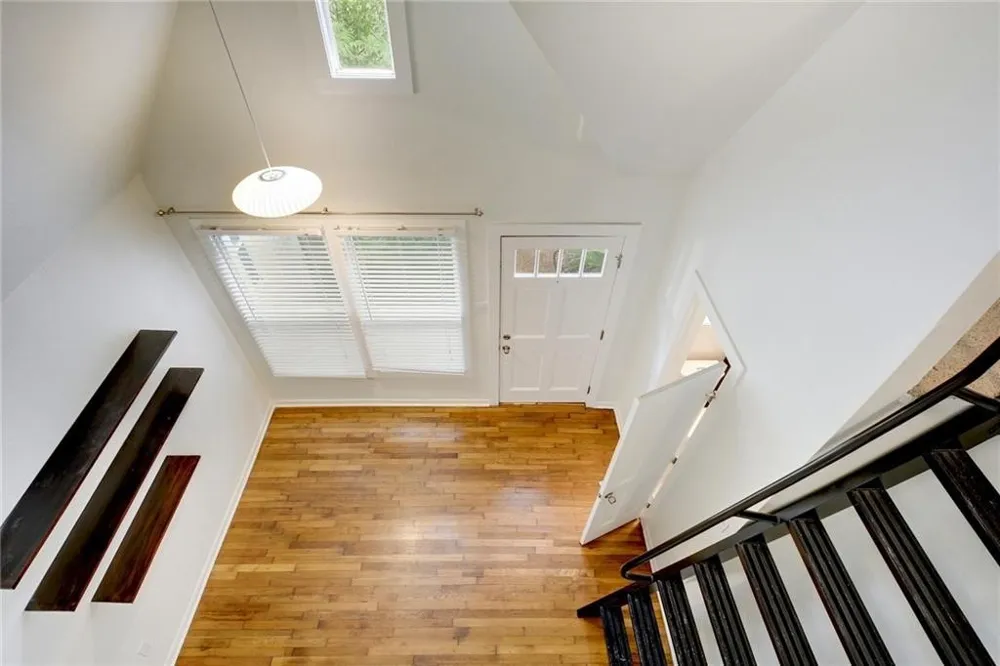 1110 W 22nd Street #13 Austin, TX 78705