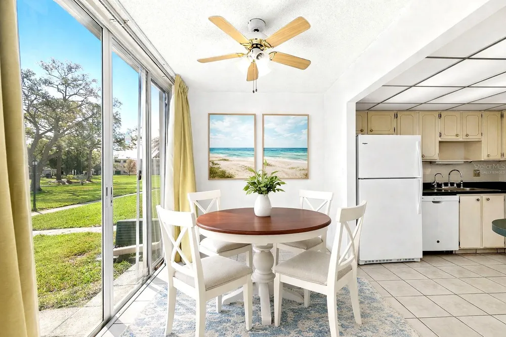 5095 BAY STREET NE #110 St Petersburg, FL 33703