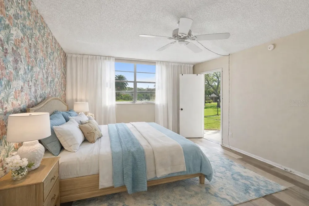 5095 BAY STREET NE #110 St Petersburg, FL 33703