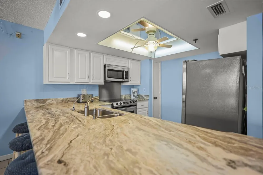 20040 GULF BOULEVARD #302 Indian Shores, FL 33785