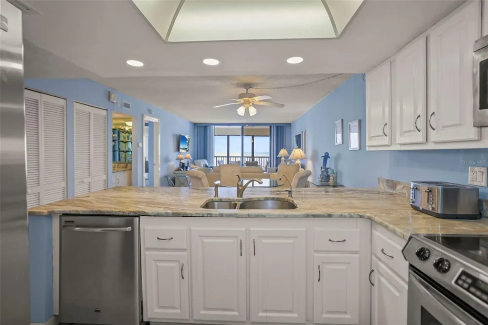20040 GULF BOULEVARD #302 Indian Shores, FL 33785