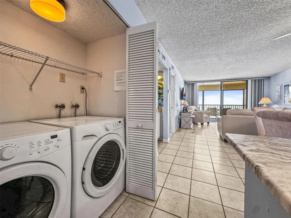 20040 GULF BOULEVARD #302 Indian Shores, FL 33785