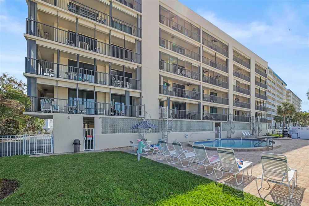 20040 GULF BOULEVARD #302 Indian Shores, FL 33785