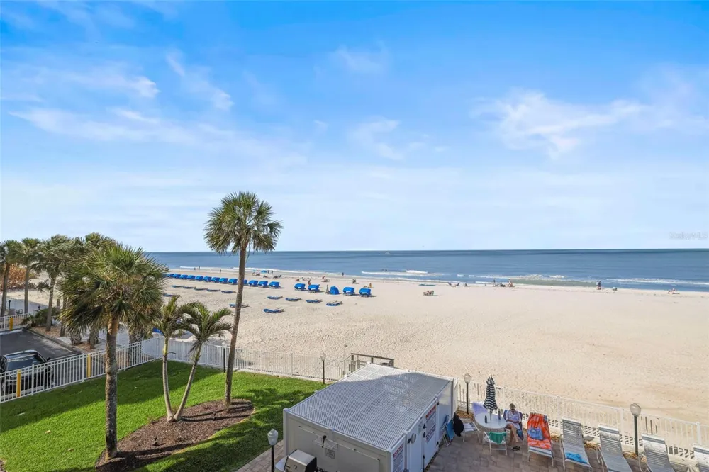20040 GULF BOULEVARD #302 Indian Shores, FL 33785