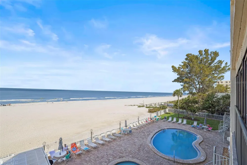 20040 GULF BOULEVARD #302 Indian Shores, FL 33785