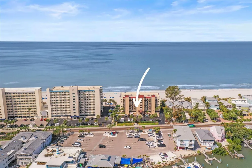 20040 GULF BOULEVARD #302 Indian Shores, FL 33785