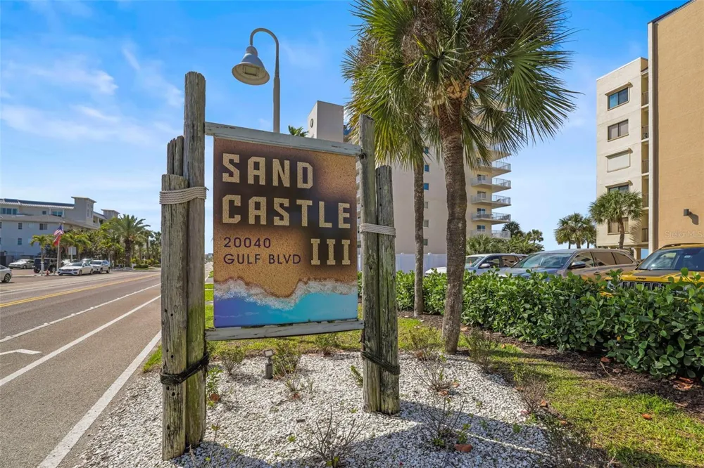 20040 GULF BOULEVARD #302 Indian Shores, FL 33785