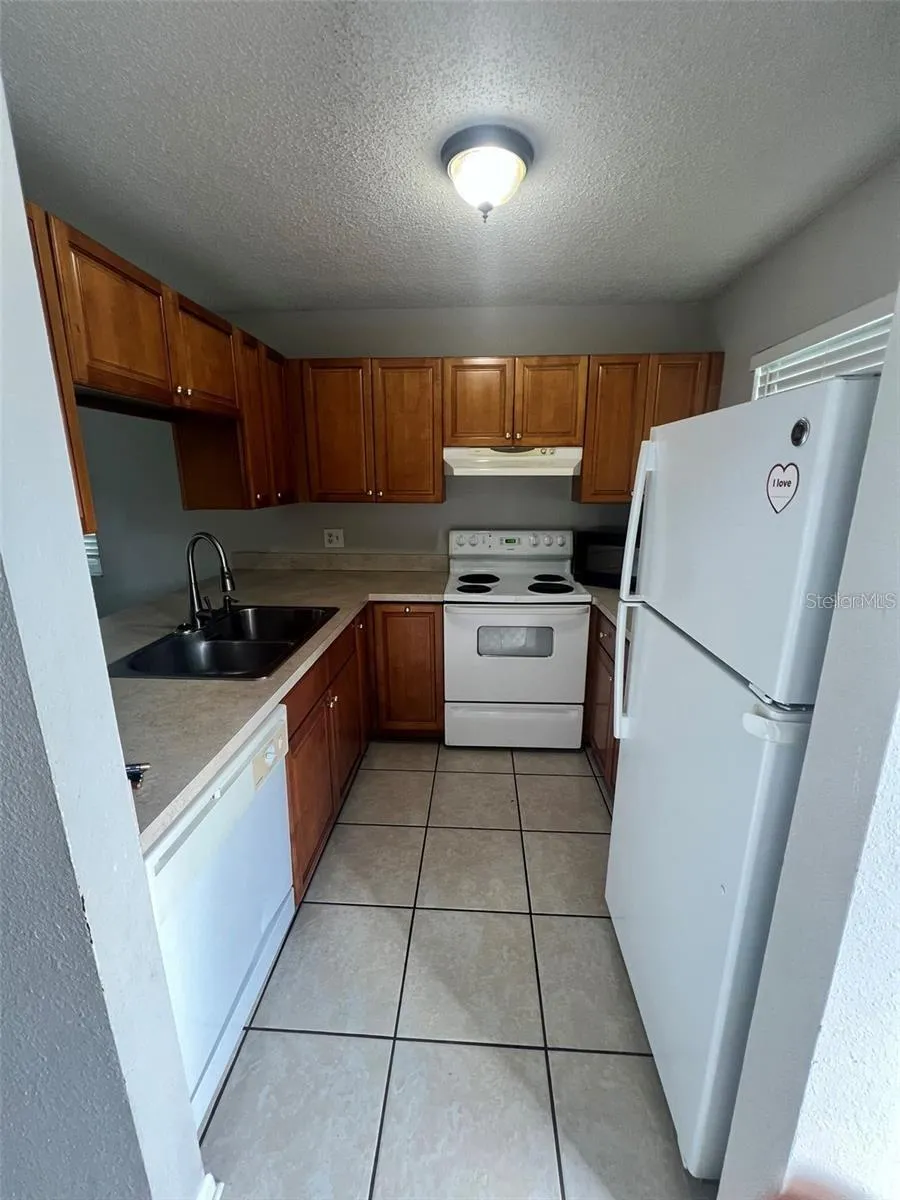 39132 COUNTY ROAD 54 #2246 Zephyrhills, FL 33542