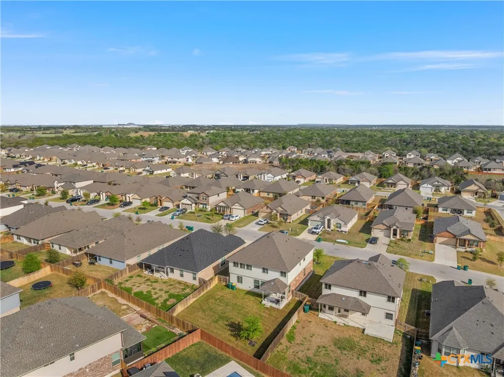 6113 Lavaca Drive Belton, TX 76513