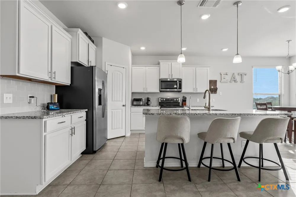 6113 Lavaca Drive Belton, TX 76513