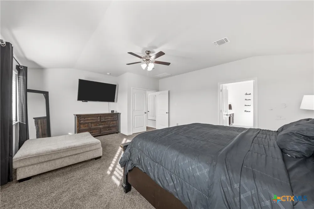 6113 Lavaca Drive Belton, TX 76513