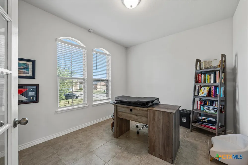 6113 Lavaca Drive Belton, TX 76513